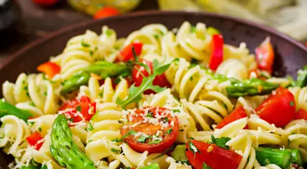 Salade de pâtes : 3 règles d'or, astuces & recettes de chef