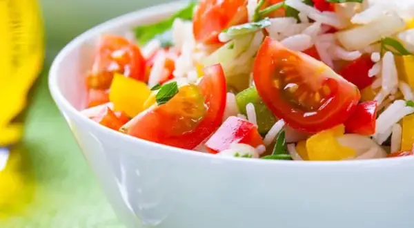 Ma salade de riz froide inratable : Recette & 5 déclinaisons